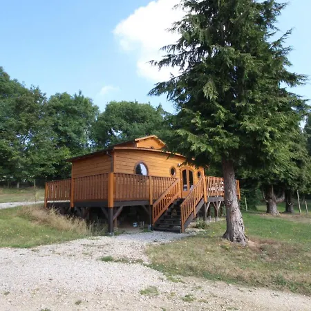 En Foret Avec Terrasse, Peche, Baignade, Et Proximite Chemins De Randonnee - Normandie - Fr-1-497-184 Holiday home Ecouves